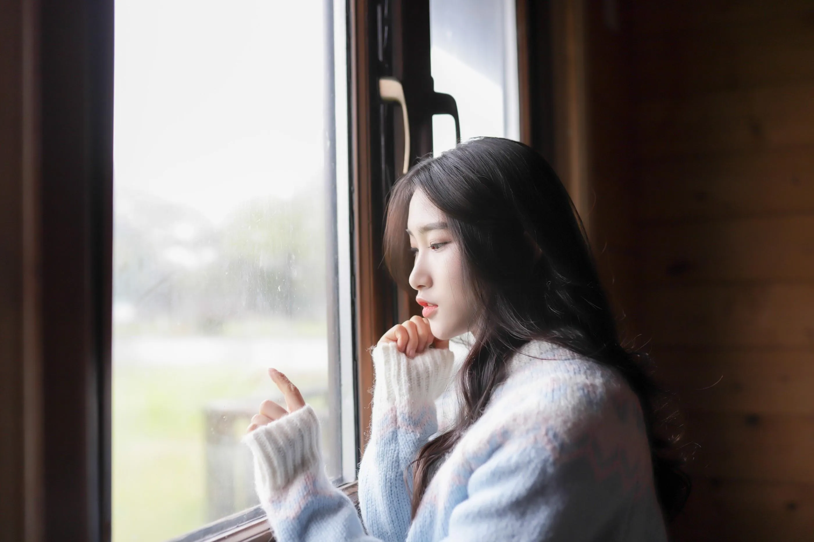 [YITUYU艺图语]2022.08.31 蓝色阴雨 芸芸 [22P]插图5
